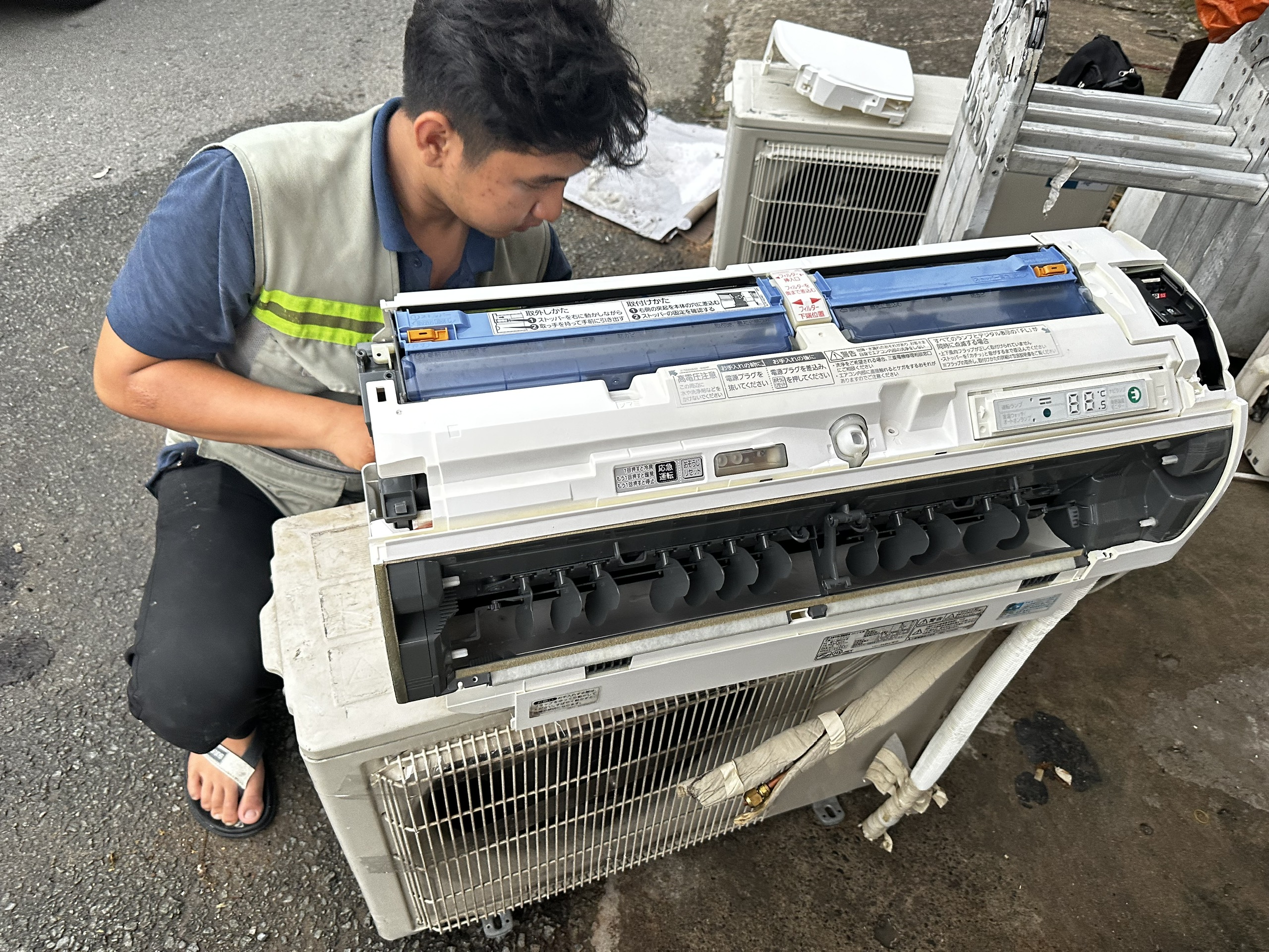 Máy lạnh hiệu Mitsubishi Inverter nội địa Nhật