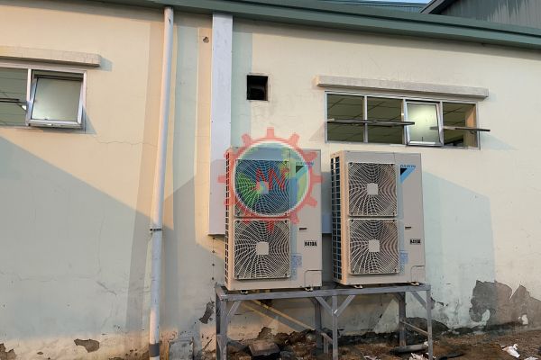 cung-cap-va-thi-cong-tron-goi-may-lanh-am-tran-daikin-5hp-cho-can-tin-cty-olam-chi-nhanh-long-binh-bien-hoa7.jpg